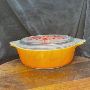 Pyrex 471 Orange Friendship Casserole w/ Friendship Lid